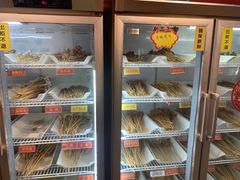-成都玉林串串香火锅(三八店)