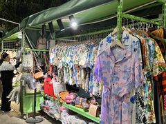 -三亚火车头万人海鲜广场