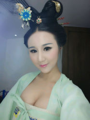 -盘子女人坊生日照·摄影馆(华强店)