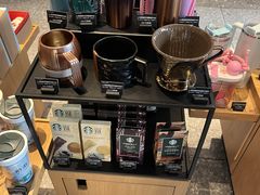 -星巴克臻选(威海威高广场店)