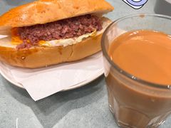 招牌咸牛肉芝士猪仔包-华嫂冰室(尖沙咀店)