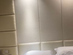 -IGenie爱精灵·万兆电竞酒店(成都火车南站凯德天府店)