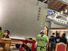 -廖掌柜·重庆鲜货火锅(上海首店)