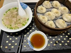 鲜肉小馄饨-上味馆南翔小笼(杏山路店)