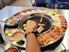 -哈哈碳都·牛肋条无限自助烤肉(宝龙店)