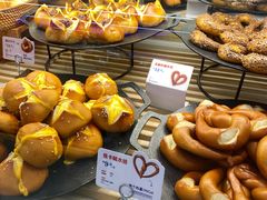 -红星前进面包牛奶公司(君太店)