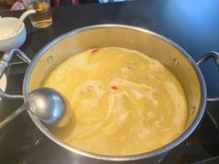 -鲜入唯煮·港式海鲜牛肉火锅(金宝街店)