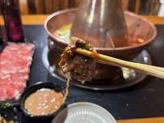 -果松木炭酸菜铜火锅·外婆参鸡汤