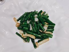 -贝勒爷·酥不腻烤鸭