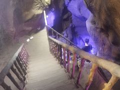 -辋川溶洞