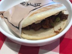 酥皮肉夹馍-西贝(无锡万象城店)