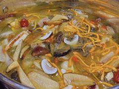 -野菌皇海景野生菌火锅(滨海大道店)
