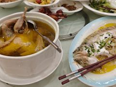 -山明水秀大饭店