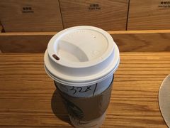 -星巴克臻选(莘庄仲盛店)