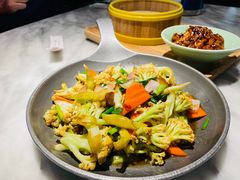 -小菜园新徽菜(宜兴八佰伴店)
