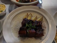 上海本帮红烧肉-蠔友汇·海鲜·生蚝烧烤(大东店)