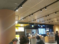 -麦当劳(中山公园龙之梦店)