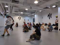 -HI dance 舞室