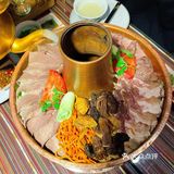 来一碗热乎乎肉量满满的藏式火锅吧