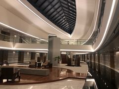 -上海滴水湖皇冠假日酒店