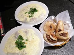 高汤云吞(含蛋)-买又大餐厅(福林里店)