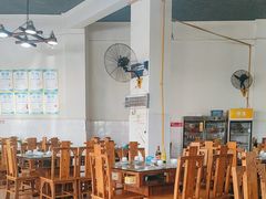 -佘记全家福芋儿鸡(向阳街总店)