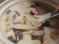 -老阿爸鲜鱼土菜(昆山花桥店)