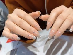 -UGIRL有个美甲
