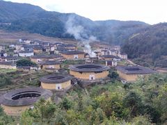 -初溪土楼群