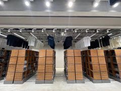 -迪桑特DESCENTE(北京三里屯BLANC店)