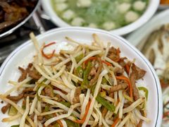 -丹水桥地锅鱼·翘嘴鲌·地方特色全鱼宴(丹江口大坝店)