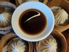 鸡汁鲜肉小笼汤包-南小馆(迪士尼小镇店)