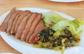 Classic Goose Meat and Goose Neck Rice