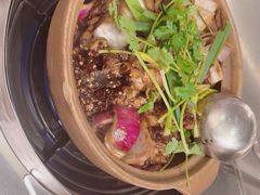 -胡须佬鸡煲四季火锅店(石厦西村直营店)