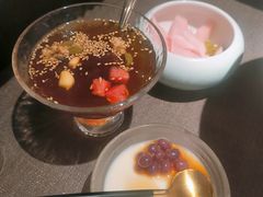 红茶冰粉-山石榴·贵州菜(陆家嘴中心店)