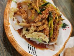 -壹阁胡羊焖饼(特色小吃街店)