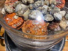必点菜一筐海鲜-鲜小岛·铜锅涮肉
