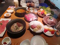 -呷哺呷哺(融创茂店)