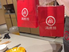 -海底捞火锅(宝龙广场夜宵主题店)