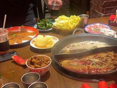 -萍姐火锅·公路夜市(武汉首店)