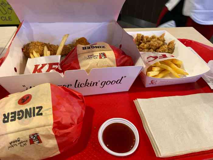 肯德基-"哈哈哈泰国版肯德基必须来吃一下的!这边的."-大众点评移动版