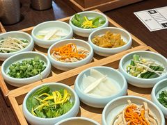 -银米·云南传统过桥米线(双廊黑金冠店)