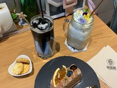 -ZING COFFEE 镜咖啡