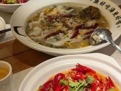 -江渔儿酸菜鱼·拔草餐厅(虎门君乐汇店)