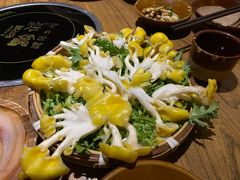 鸡油菌-黔诚酸汤牛肉(甲秀楼店)