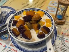 招牌手工芋圆-广信牛奶甜品世家(万象城店)