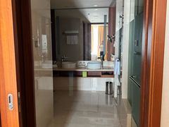 -上海浦东康桥绿地假日酒店