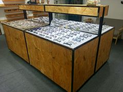 -罗伯特眼镜·蔡司官方授权(罗湖国贸店)