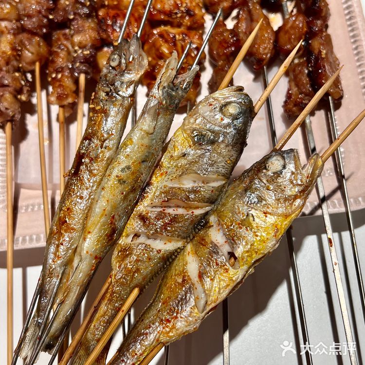 港东五街去了！坠好吃的牛蛙吃了！