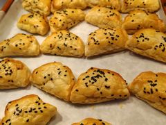 -涨巢·潮玩水疗局